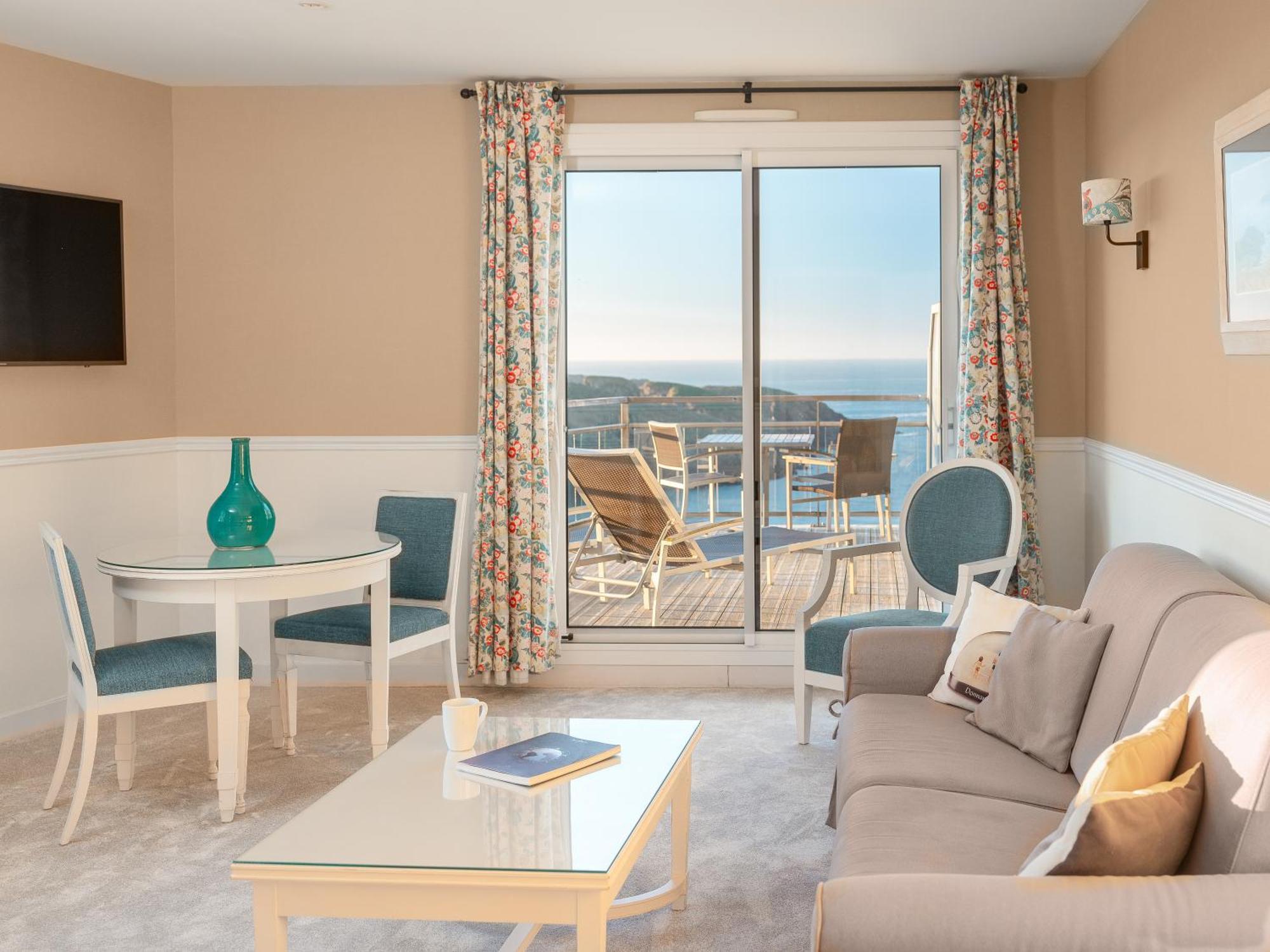 Castel Clara Thalasso & Spa Bangor Exterior photo